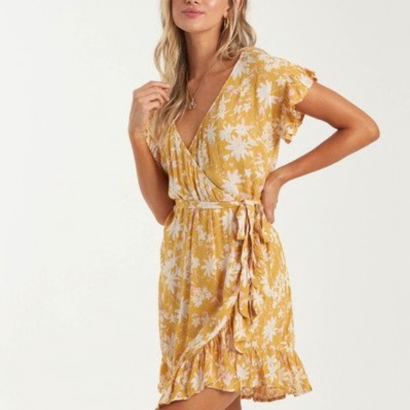 Billabong Wrap & Roll Dress Size S - Picture 1 of 12